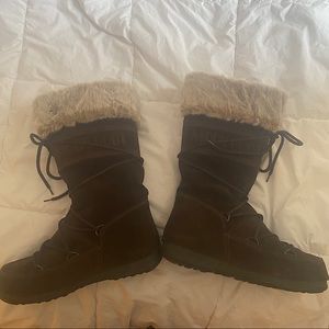 Moon Boots Brand new worn once